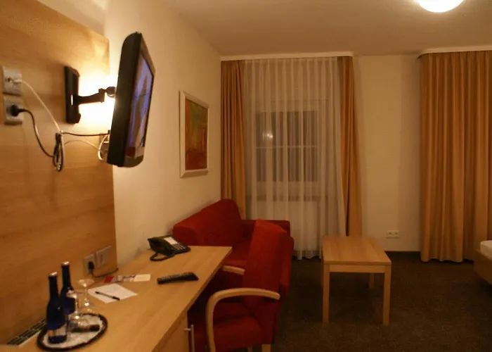 Ξενοδοχείο Haus Hennche 3*